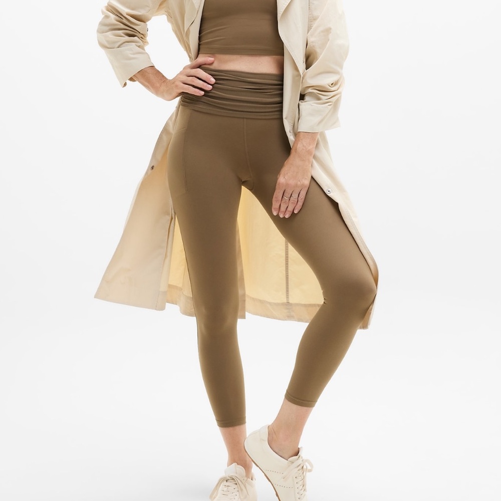 Athleta Salutation Stash Fold Over Legging